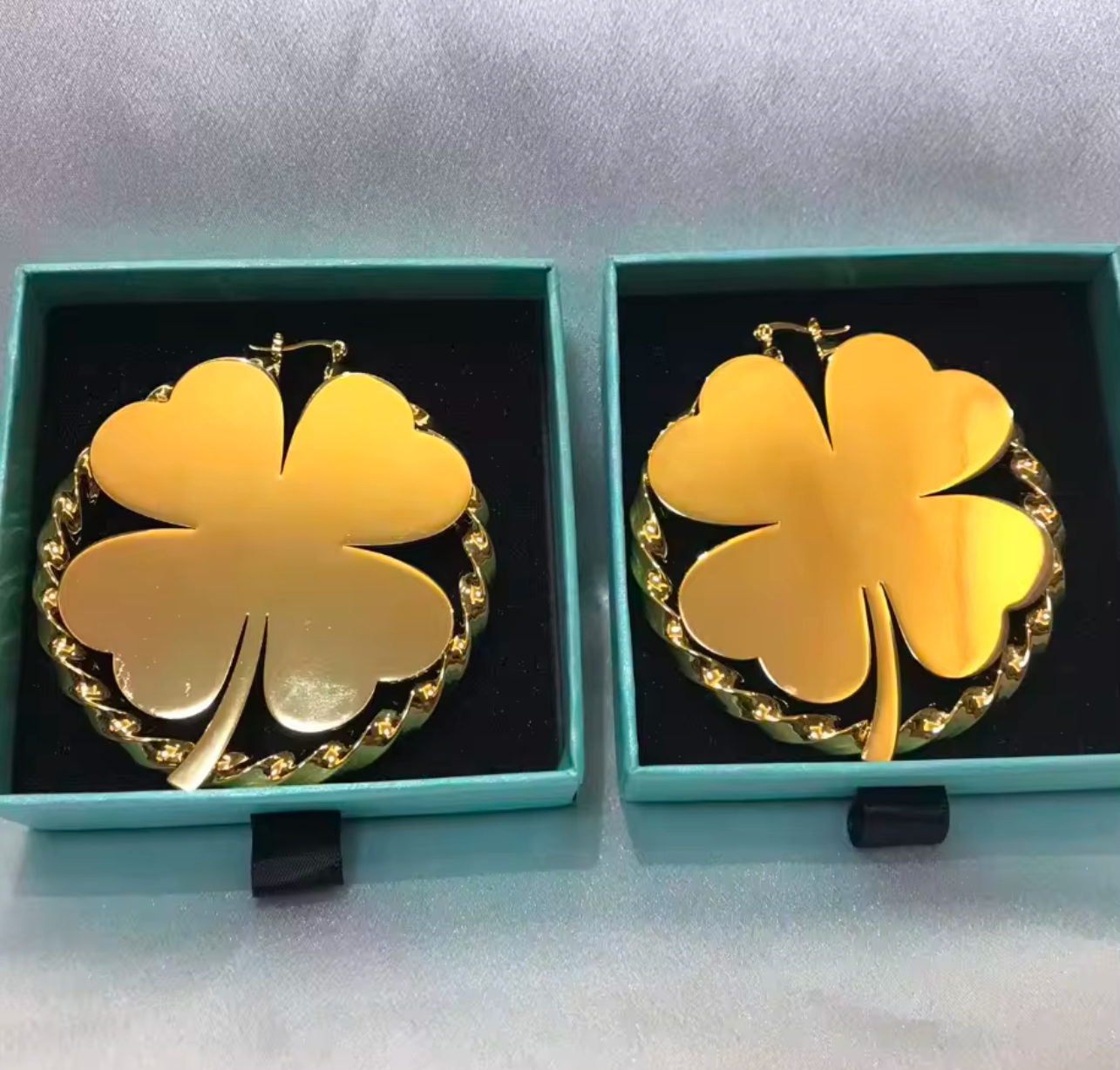 Clover Twist Hoop Earrings
