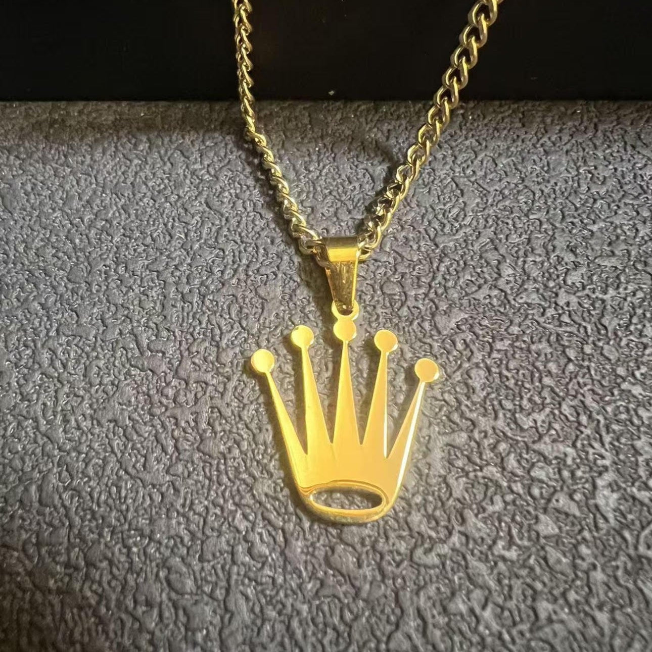 Crown Pendant Necklace