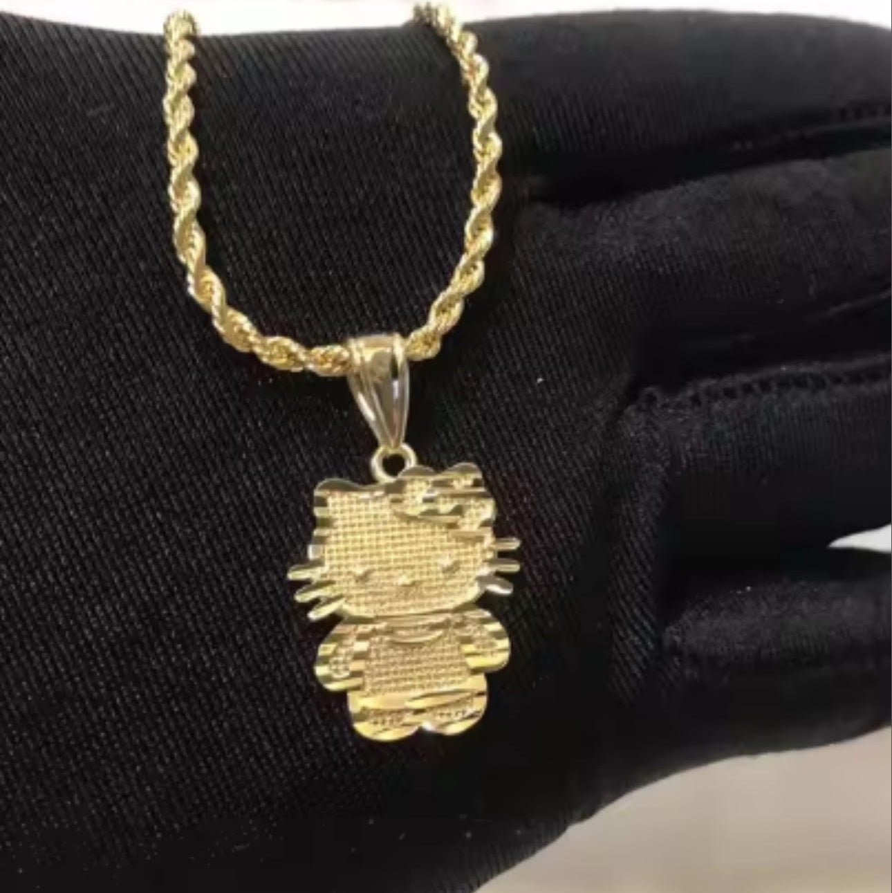 Hello Kitty Pendant Necklace
